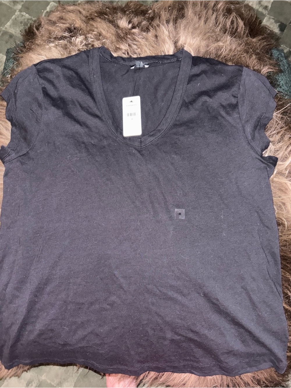 Black V-Neck Short Sleeve Tee